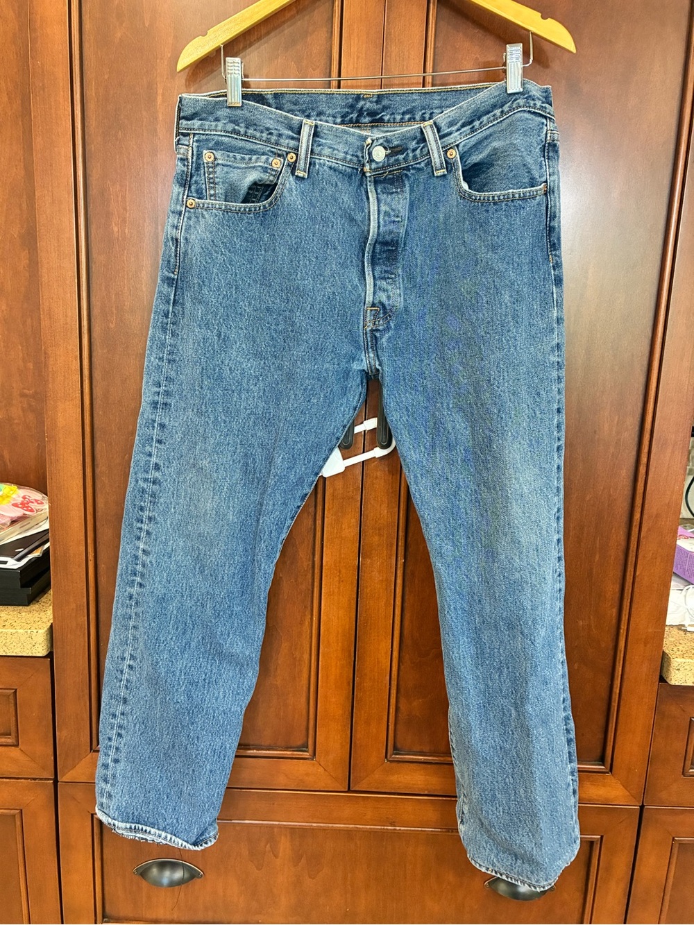 Levi’s 501 Original Fit Jeans Men’s W34 L30 Medium Wash Button Fly Straight